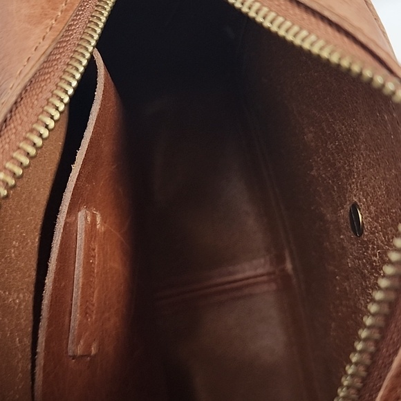 Madewell Brown Leather Transport Crossbody Camera Bag With Adjustable Strap - Picture 5 of 13